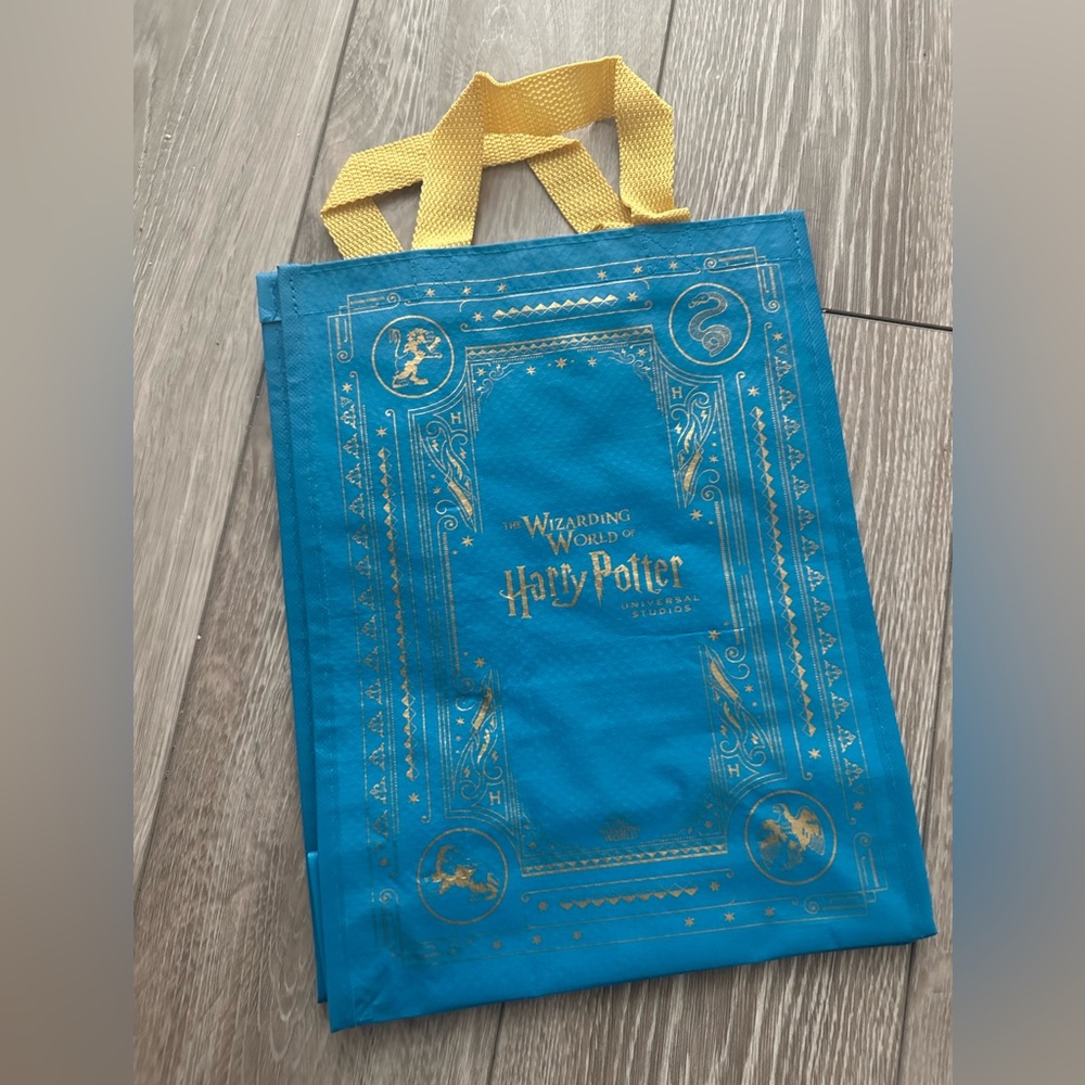 NWT Wizarding world of Harry Potter blue small tote bag